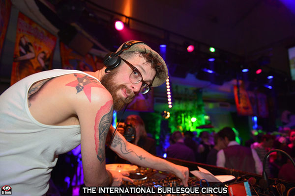 DJ Tommi at the International Burlesque Circus - the Once Upon A Time edition