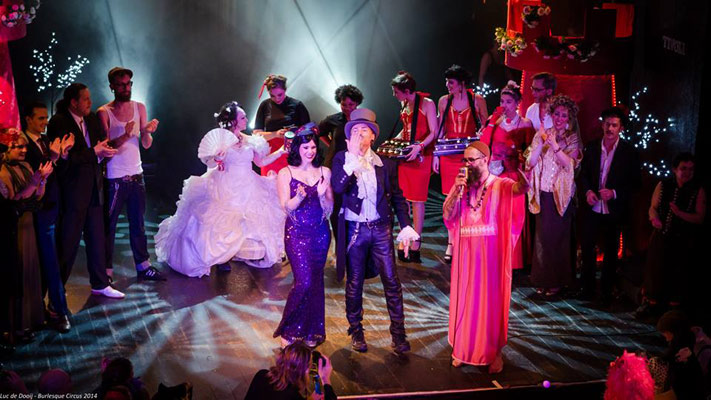 curtaincall at the International Burlesque Circus - the Once Upon A Time edition