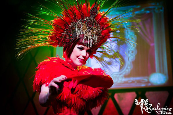 Xarah von den Vielenregen at the International Burlesque Circus- the Freaks & Geeks edition