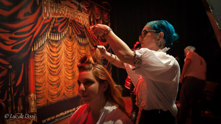50s hairstyling at the International Burlesque Circus- the Freaks & Geeks edition