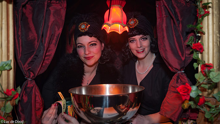the charity tombola at the International Burlesque Circus, the Old Hollywood Glam edition