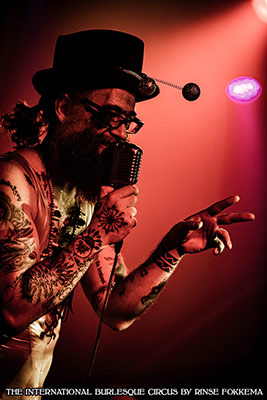  Weird Beard at the Outer Space edition of the International Burlesque Circus in Utrecht