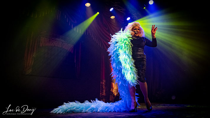 Peggy Lee Cooper at the Beastilicious Halloween edition of the International Burlesque Circus in Utrecht produced by Boudoir Noir