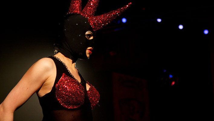 The International Burlesque Circus - the sold out 3rd edition: Heaven & Hell - Natsumi Scarlett