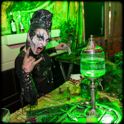 Absinthbar by Medusa at the International Burlesque Circus