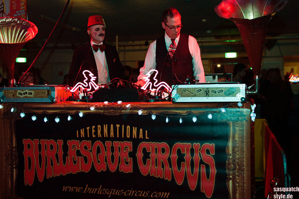 the djs at The International Burlesque Circus - The Glamour edition