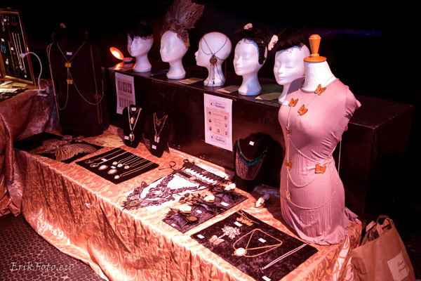 the Burlesquemarket at the International Burlesque Circus with Elegant Curiosities