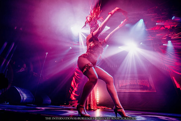 Boudoir Noir presents the International Burlesque Circus - the Birds of Paradise edition 2022 - burlesqueshow by Ruby Colibri